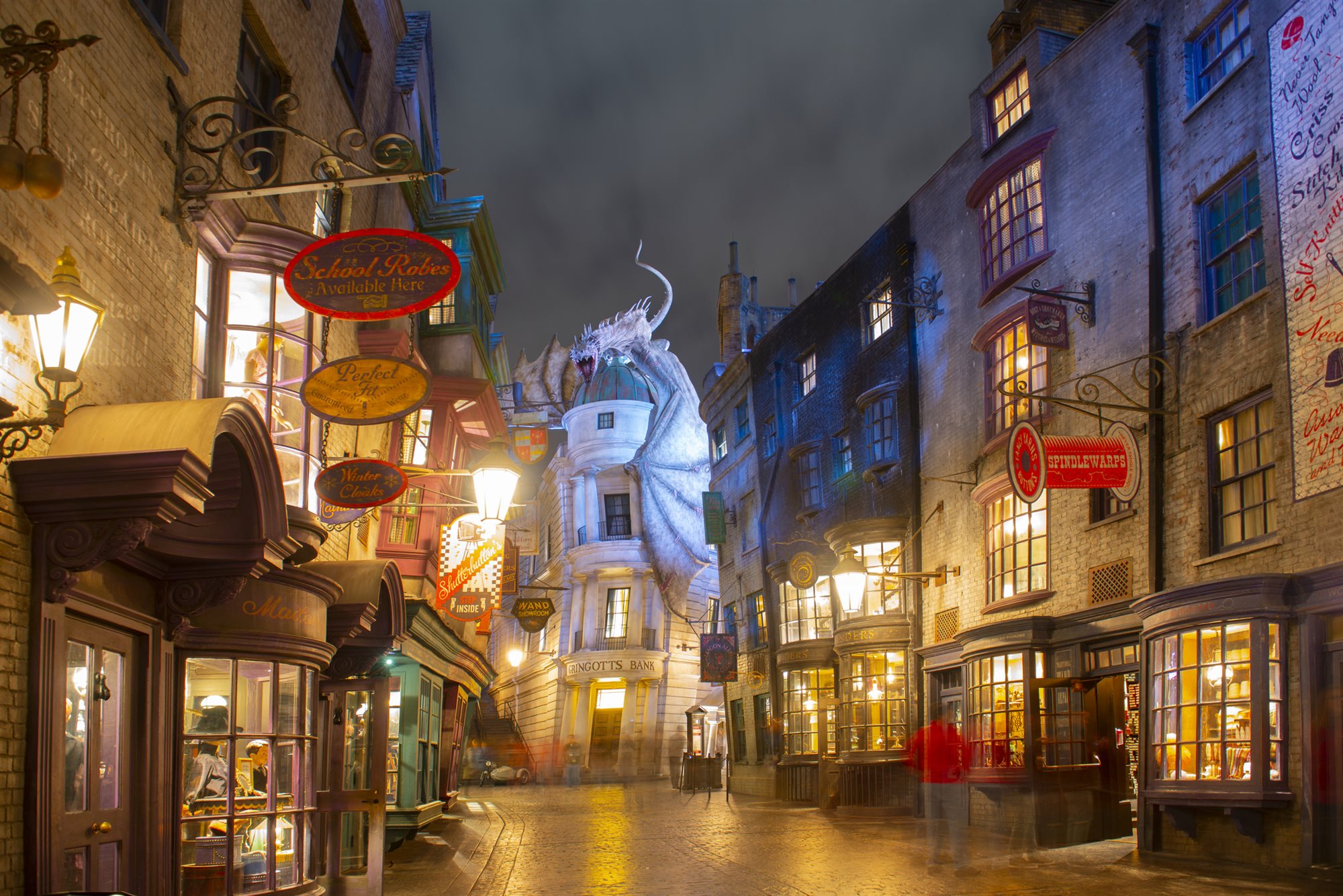 Universal Orlando’s Diagon Alley at night